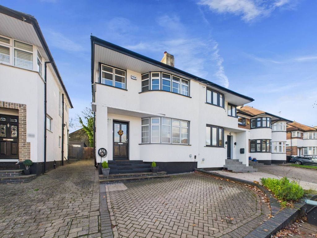 Property photo 1 of 17 4665140