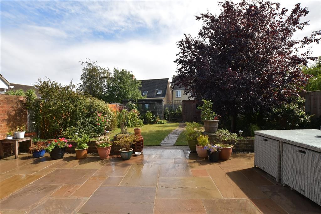 Property photo 2 of 12 Patio / Decking
