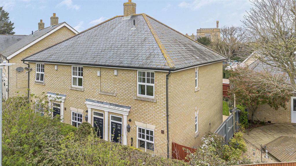 Property photo 1 of 19 26_76686 (2).Jpg