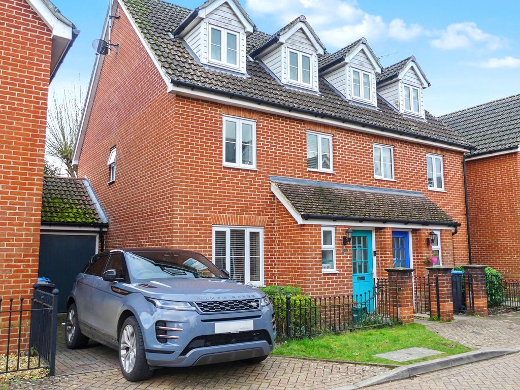 Property photo 1 of 13