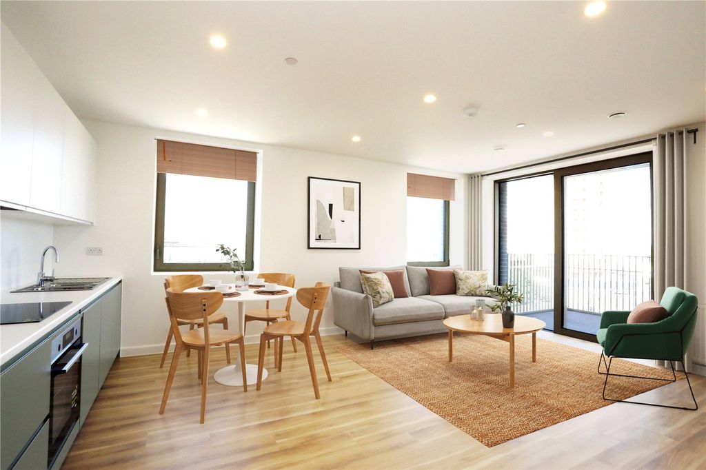 Property photo 2 of 8 Picture No. 11