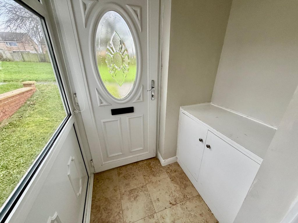 Property photo 2 of 10 Entrance Porch