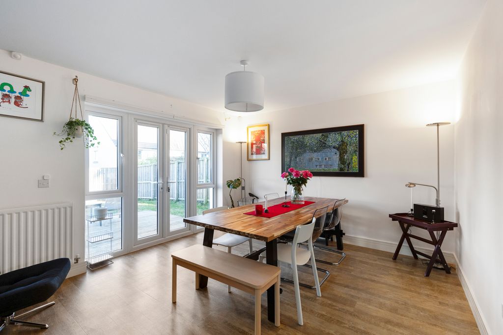 Property photo 1 of 27 Primary Property Image