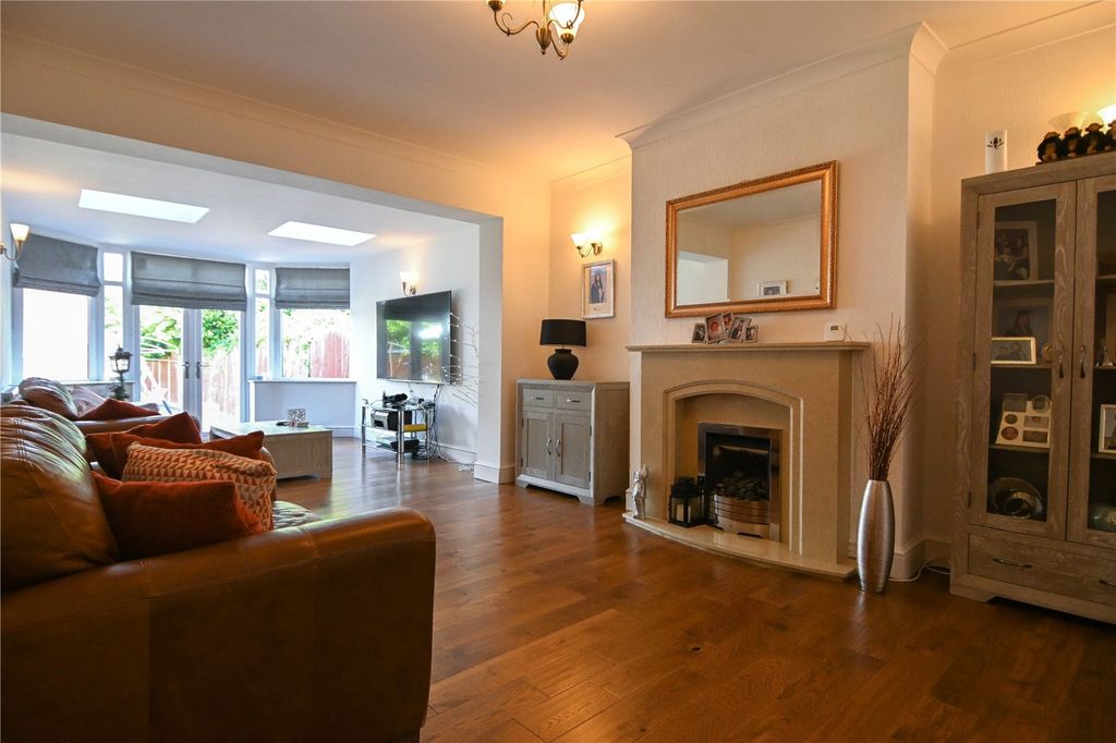 Property photo 3 of 33 Picture No. 26