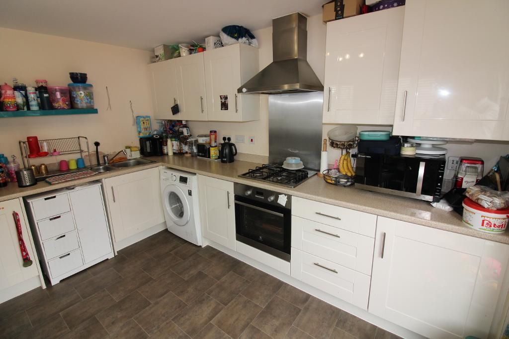 Property photo 2 of 9 Kitchen / Diner