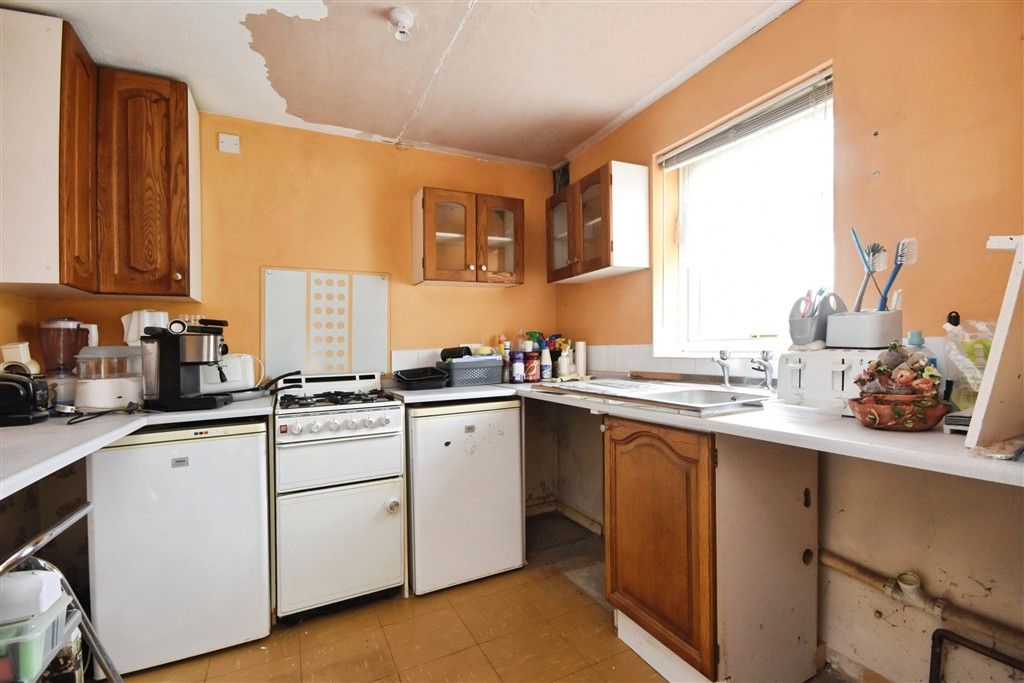Property photo 2 of 5