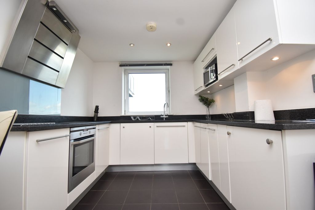 Property photo 2 of 13 Dsc_0347