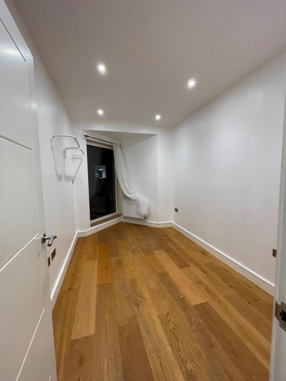 Property photo 3 of 3