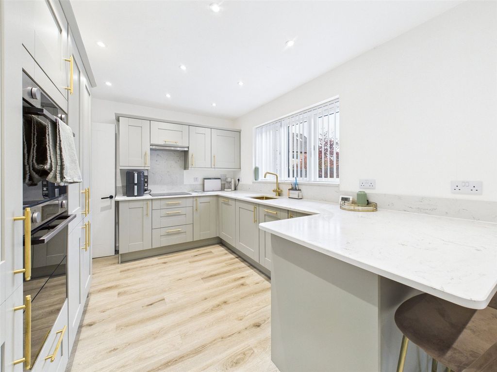 Property photo 3 of 19 Picture No. 14