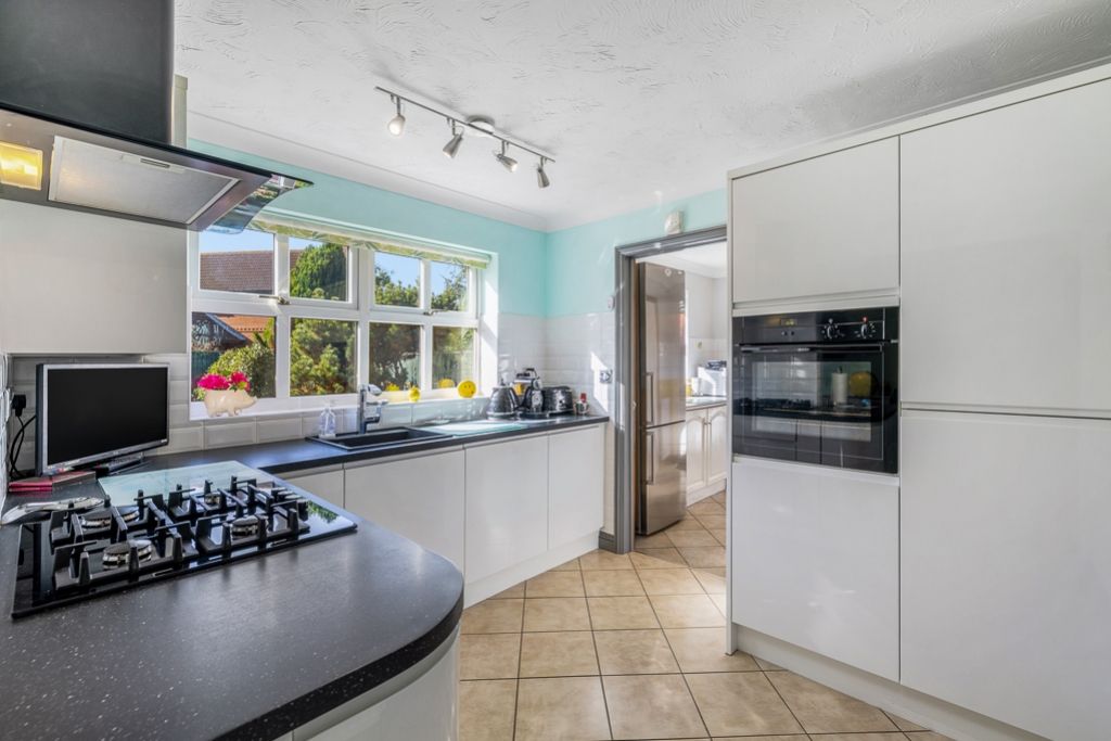 Property photo 3 of 32 15 Welby Gardens (Holbeach)-20