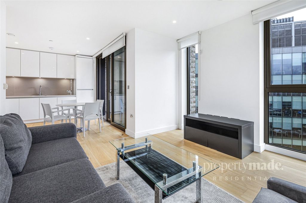 Property photo 3 of 16 Picture No. 15