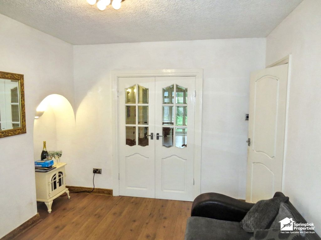 Property photo 2 of 18 Image 2