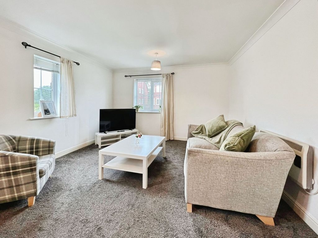 Property photo 3 of 9