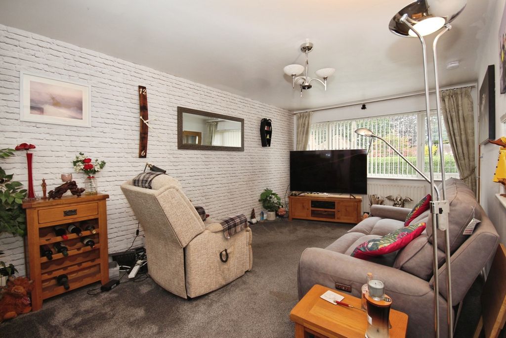 Property photo 3 of 19 Pbox-Img.Jpg