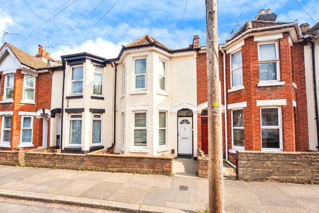 Property photo 1 of 19 Picture No. 22