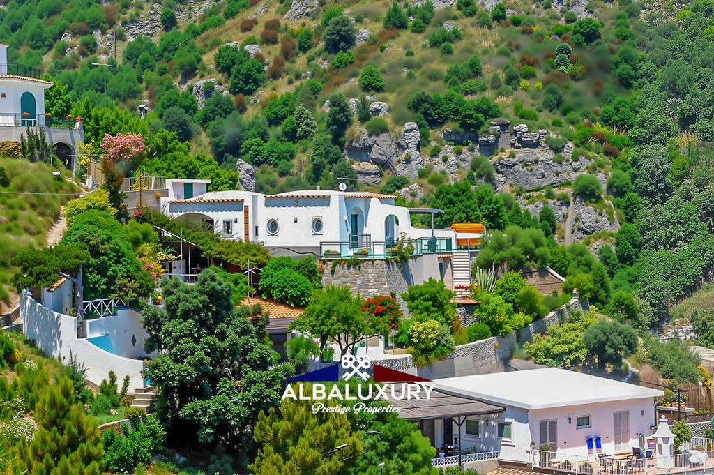 Property photo 1 of 42