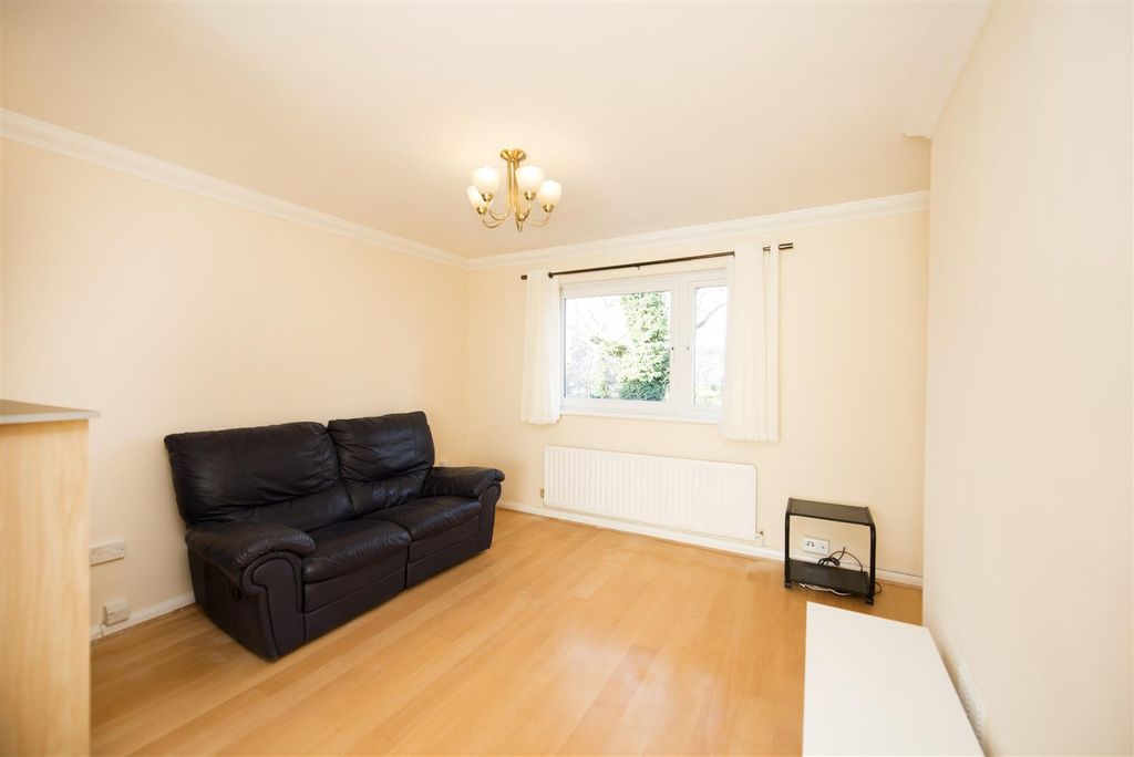 Property photo 1 of 9 P (2).Jpg