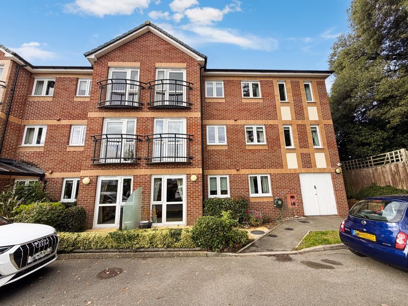 Property photo 1 of 11 Photo 13