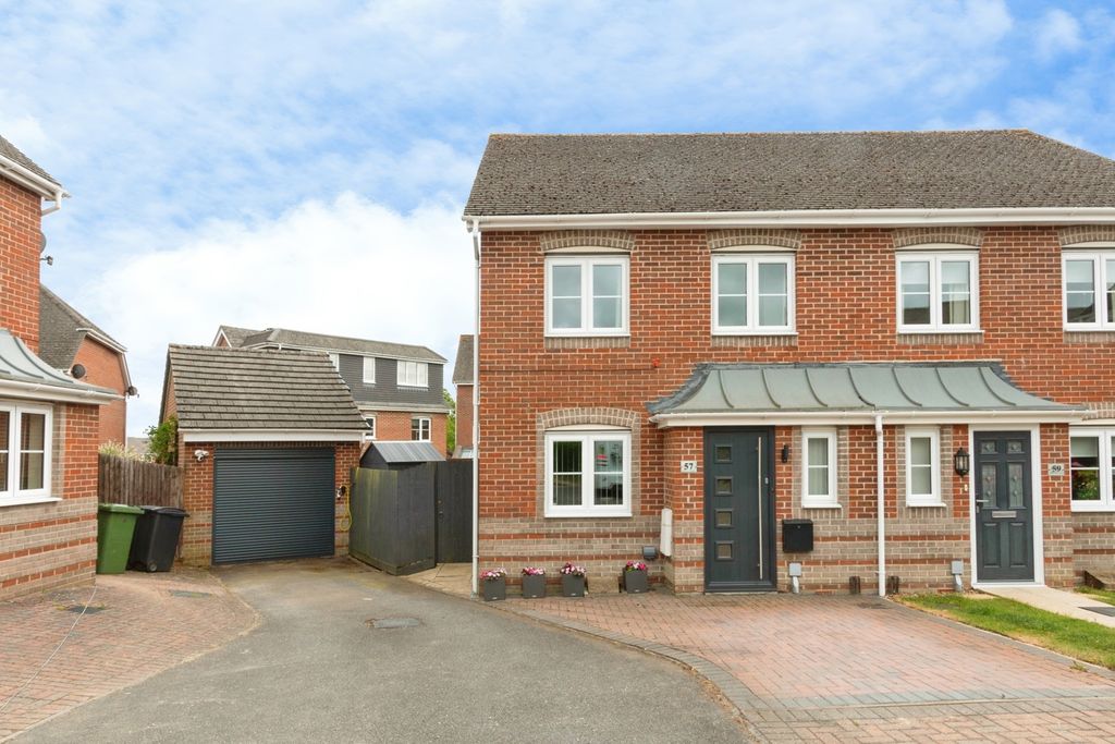 Property photo 1 of 18 Pbox-Img.Jpg
