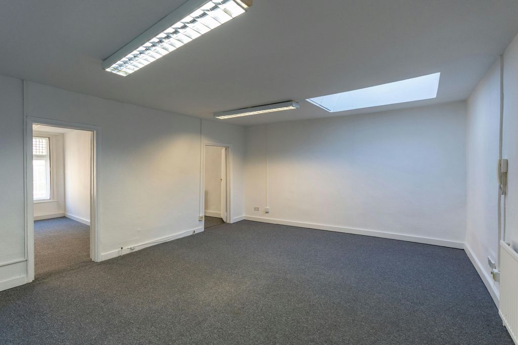 Property photo 2 of 10 Img_3844.Jpg