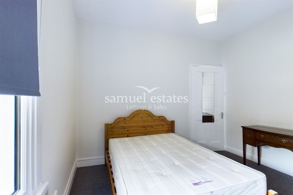 Property photo 3 of 8 Bedroom One