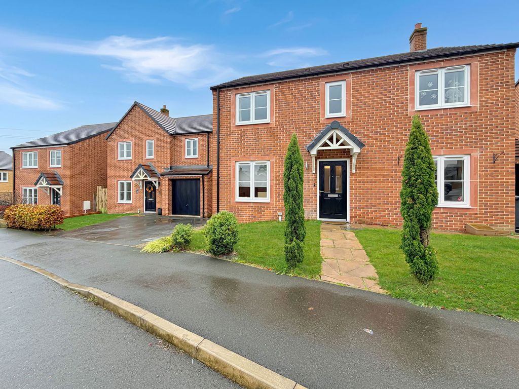 Property photo 1 of 26