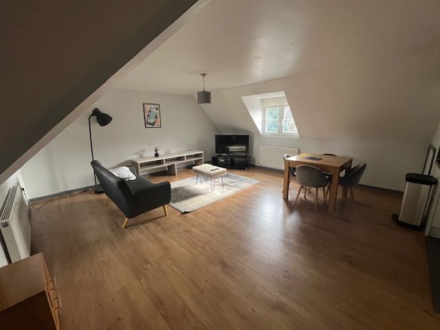 Property photo 3 of 10 Image