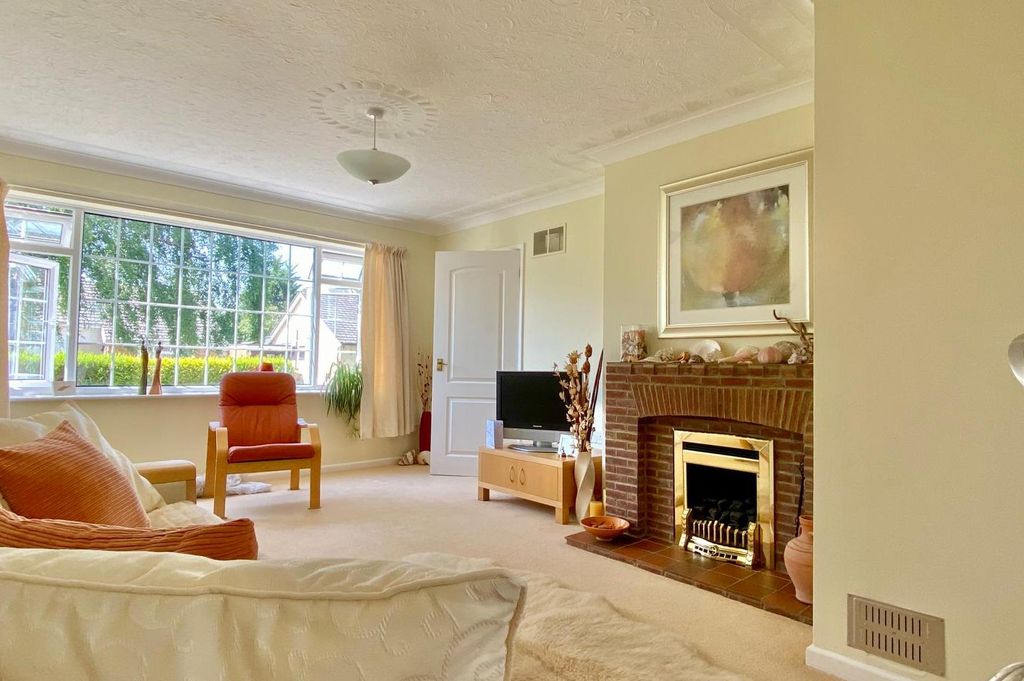 Property photo 2 of 26 Gallery