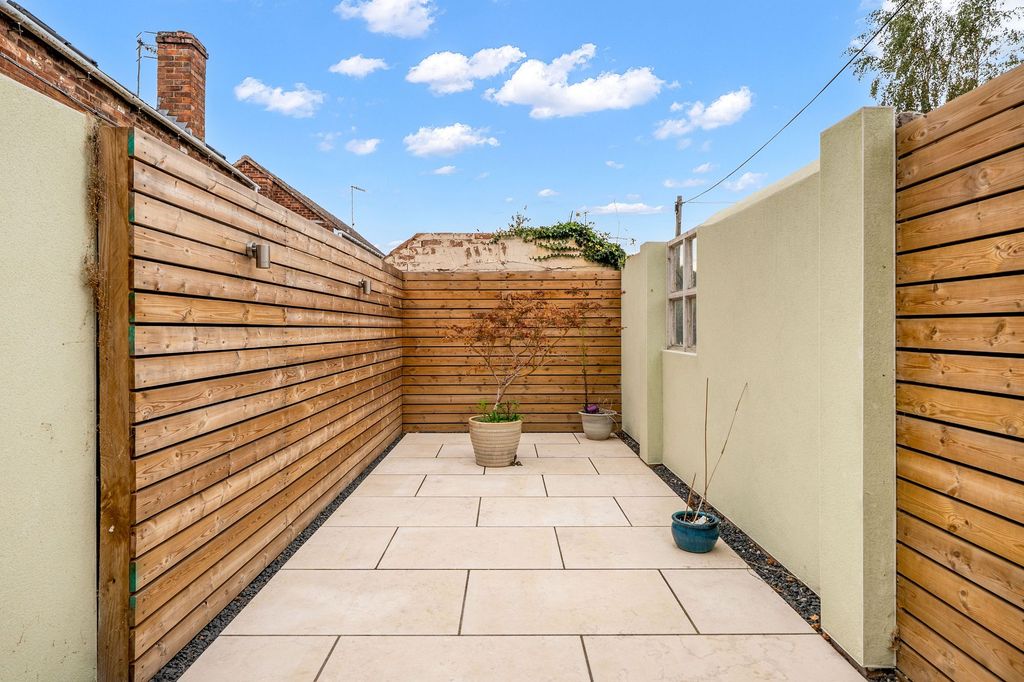 Additional image 15 of 3 bed terraced house for saleBridge Street, Pershore WR10