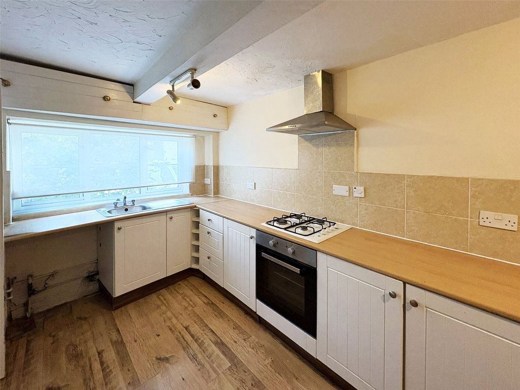 Property photo 3 of 8 Picture No. 09