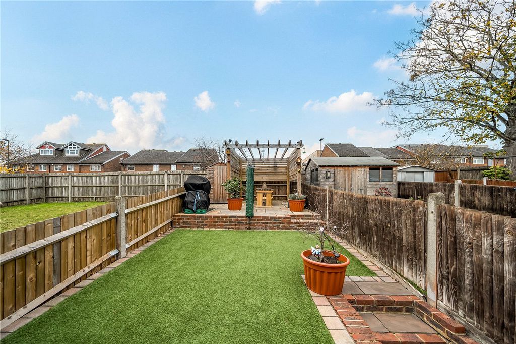 Property photo 2 of 23 Picture No. 04