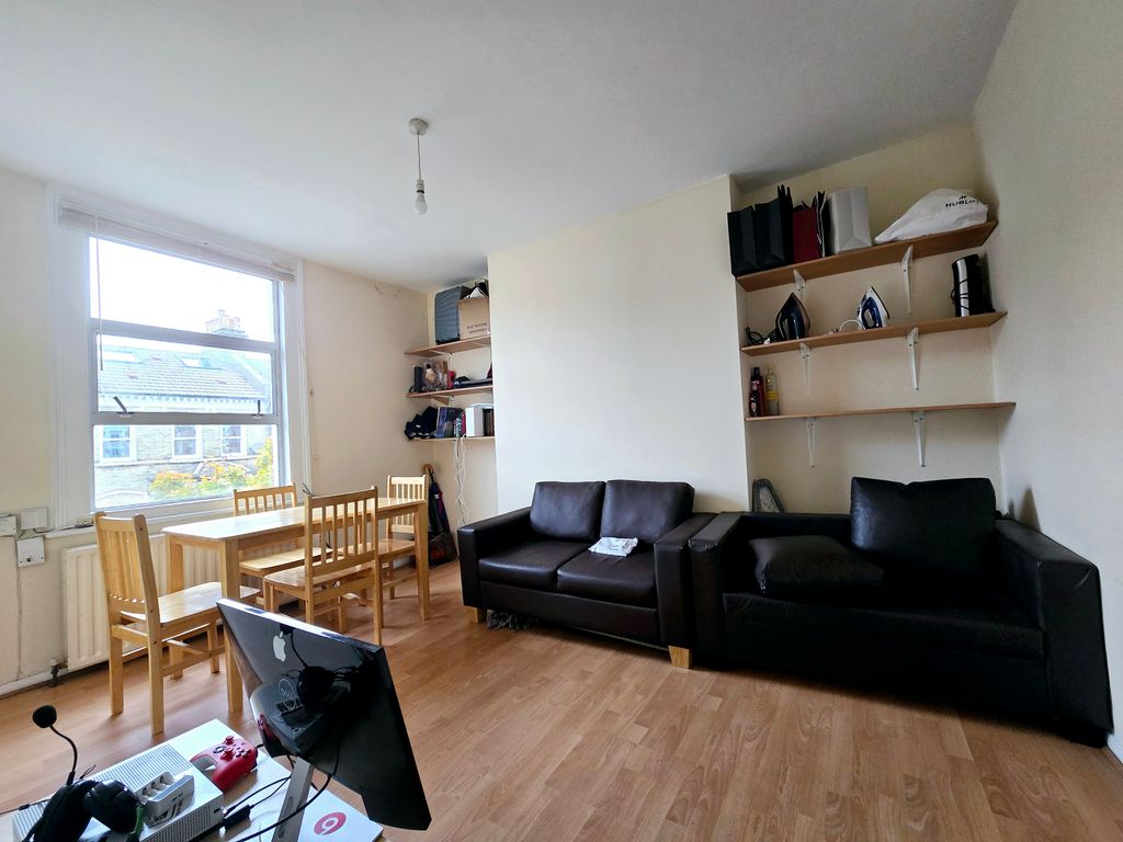 Property photo 2 of 6