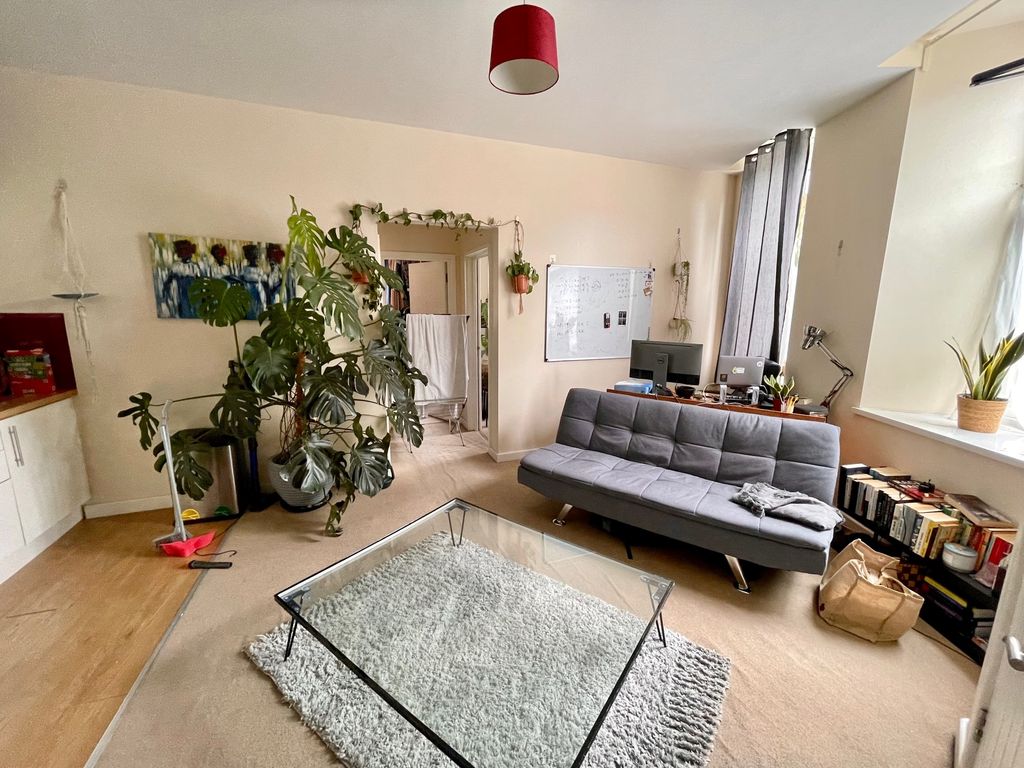 Property photo 1 of 10 Image