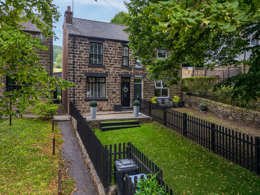 Property photo 1 of 32