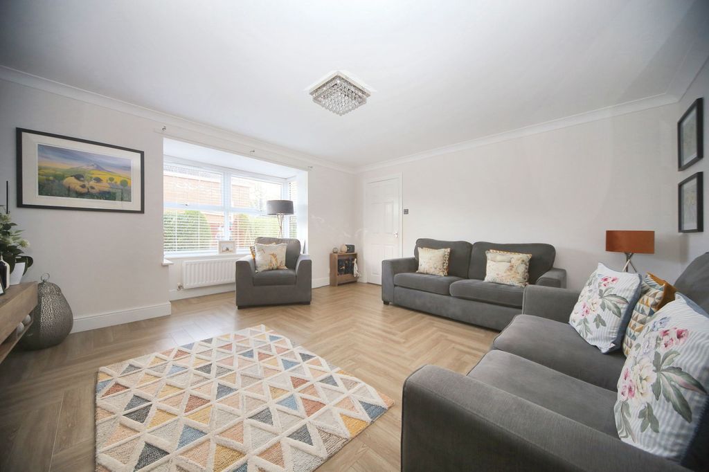 Property photo 3 of 25