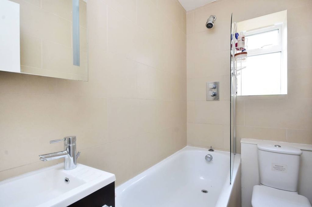 Property photo 3 of 3