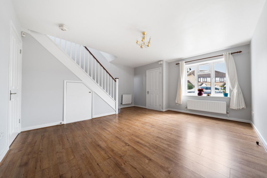 Property photo 2 of 14 Picture No. 12