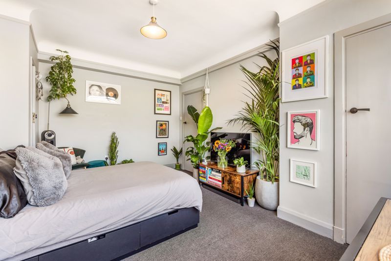 Property photo 3 of 8 Photo 3