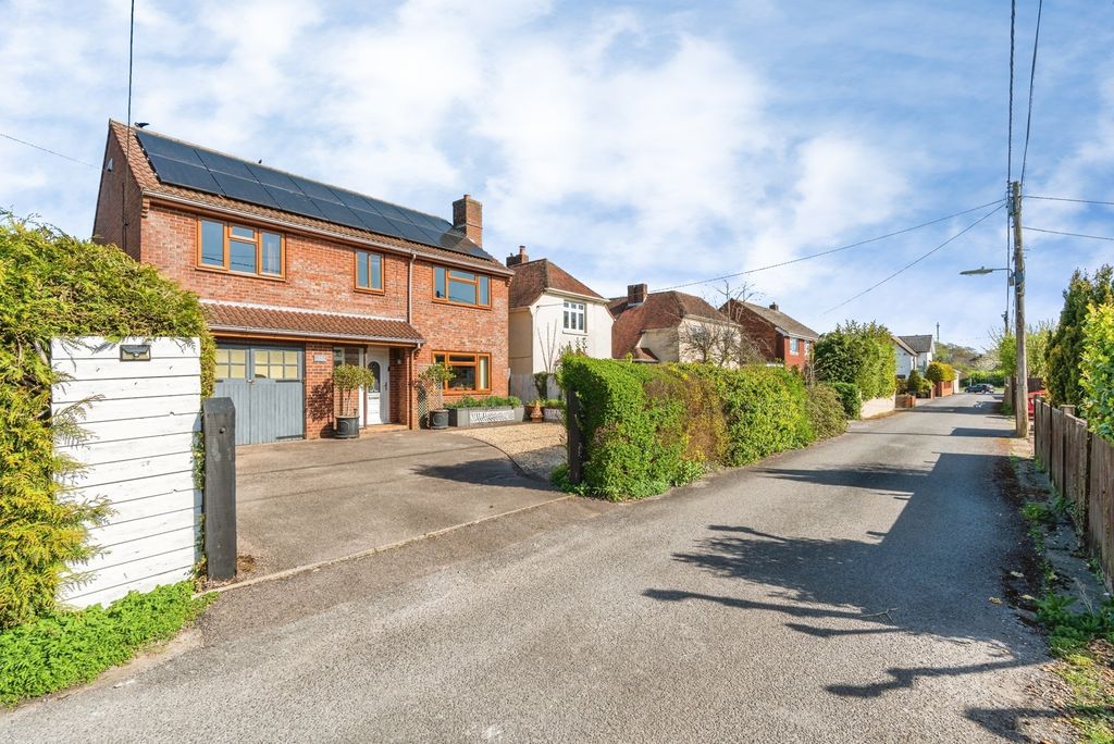 Property photo 1 of 19 Pbox-Img.Jpg