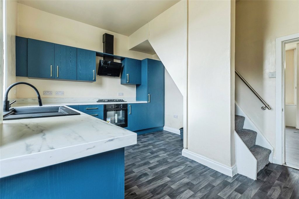 Property photo 2 of 15 Picture No. 50