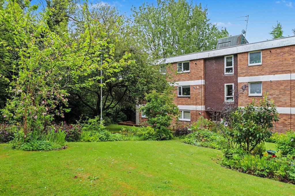 Additional image 25 of 3 bed flat for saleRiccartsbar Avenue, Paisley, Renfrewshire PA2