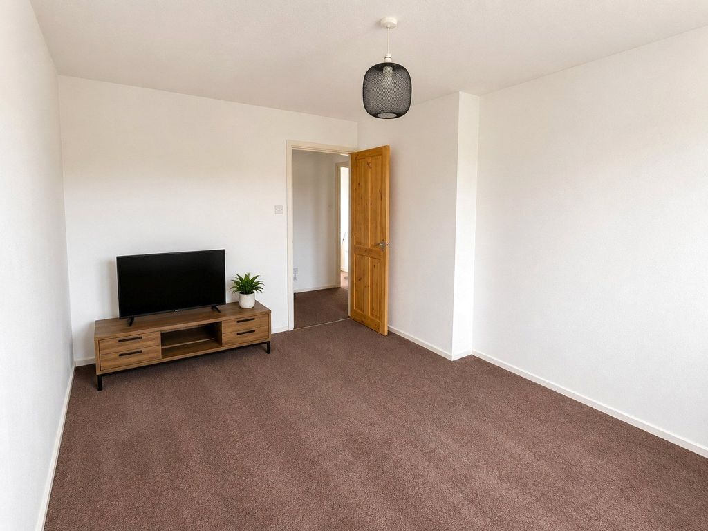 Property photo 3 of 7 Picture No. 02