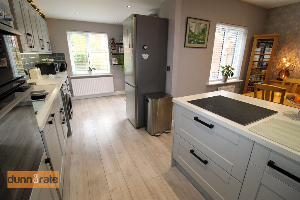 Property photo 2 of 34 Img_9379.Jpg