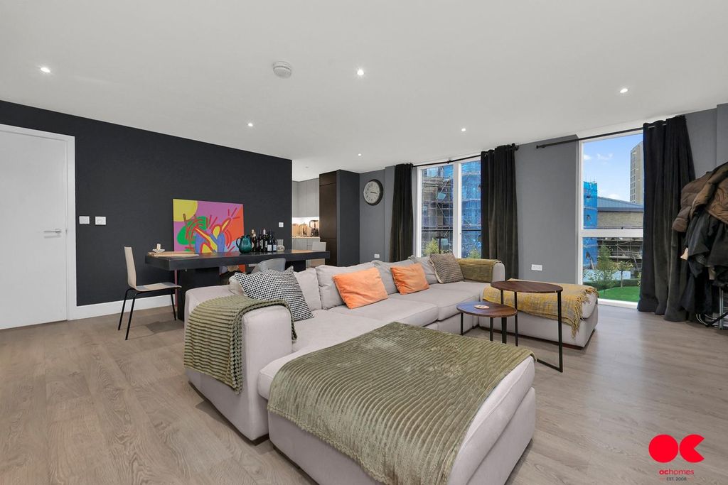 Property photo 3 of 14 9S4A5012.Jpg