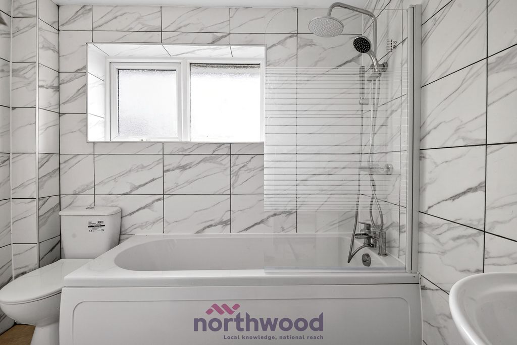 Additional image 21 of 3 bed end terrace house to rentReeve Road, Holyport SL6