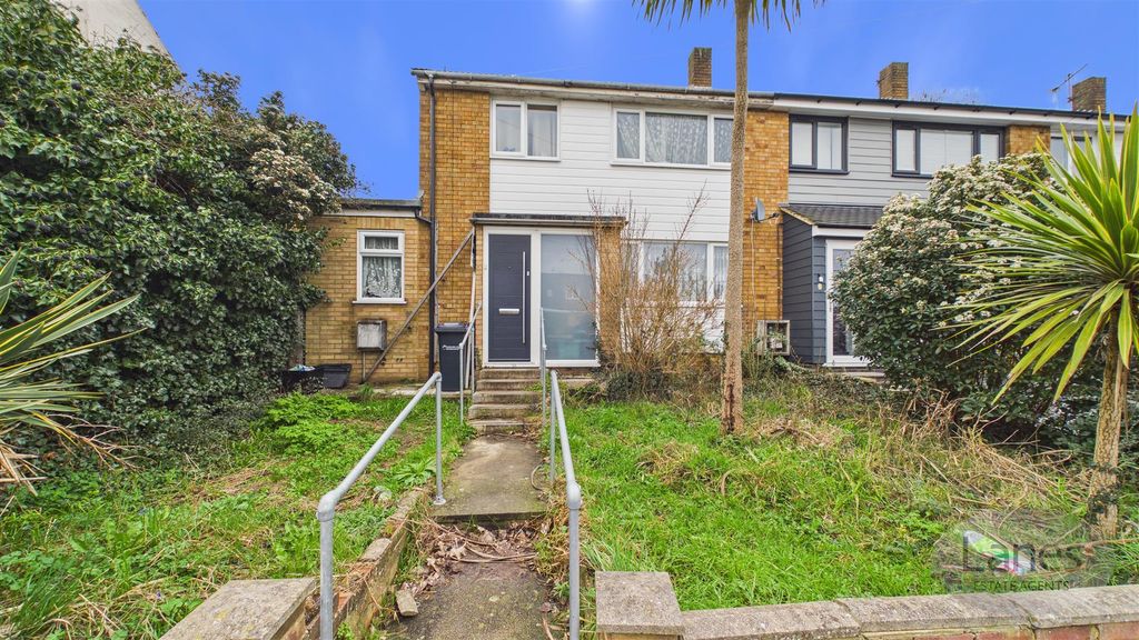 Property photo 1 of 15 Cam02479G0-Pr0023-Still015.Jpg