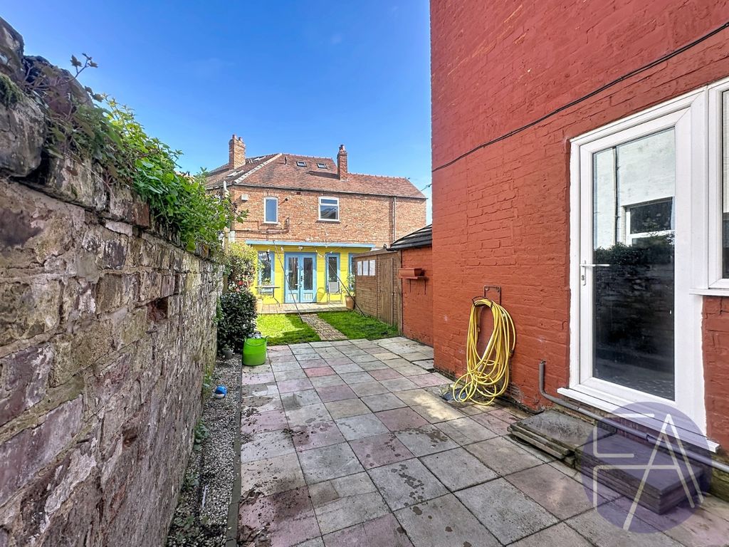 Property photo 3 of 13 4984972