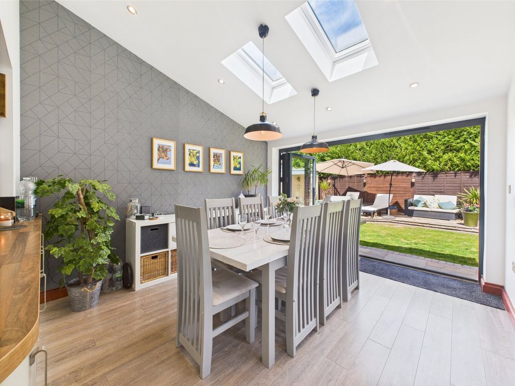 Property photo 2 of 48