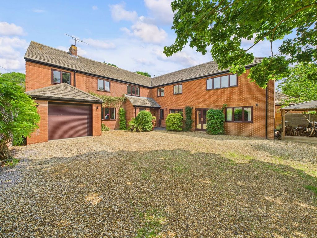 Property photo 1 of 46