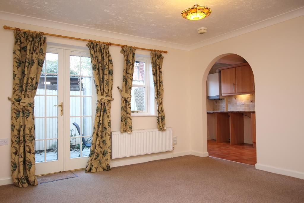 Property photo 3 of 9